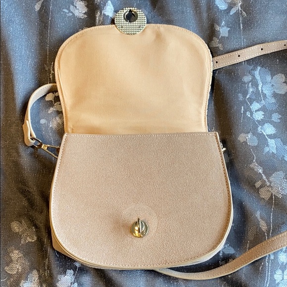 Crossbody purse - Picture 3 of 4
